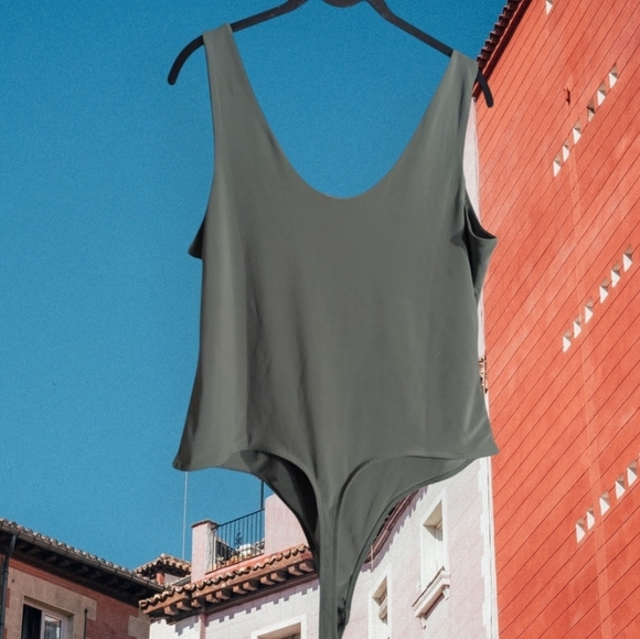 **Host Pick** NWT Leith Olive Green Sleeveless Women's Bodysuit Size XL - Picture 3 of 6